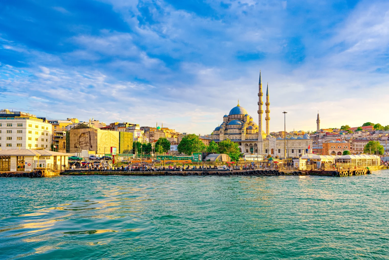 gorgeous-beautiful-magnificent-views-istanbul-from-bosphorus